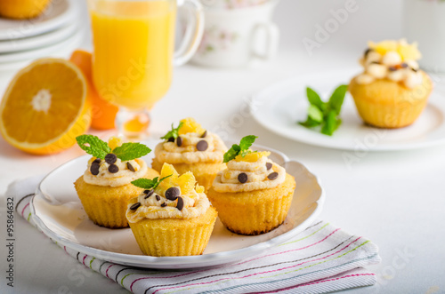 Fruit muffins