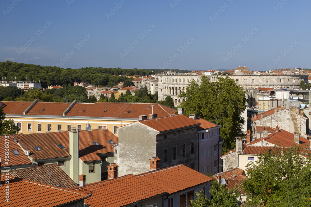 The old town of Pula and views of the arena