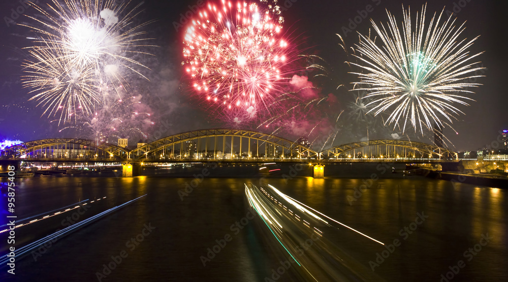 Fototapeta premium Firework over the Rhine river in Cologne