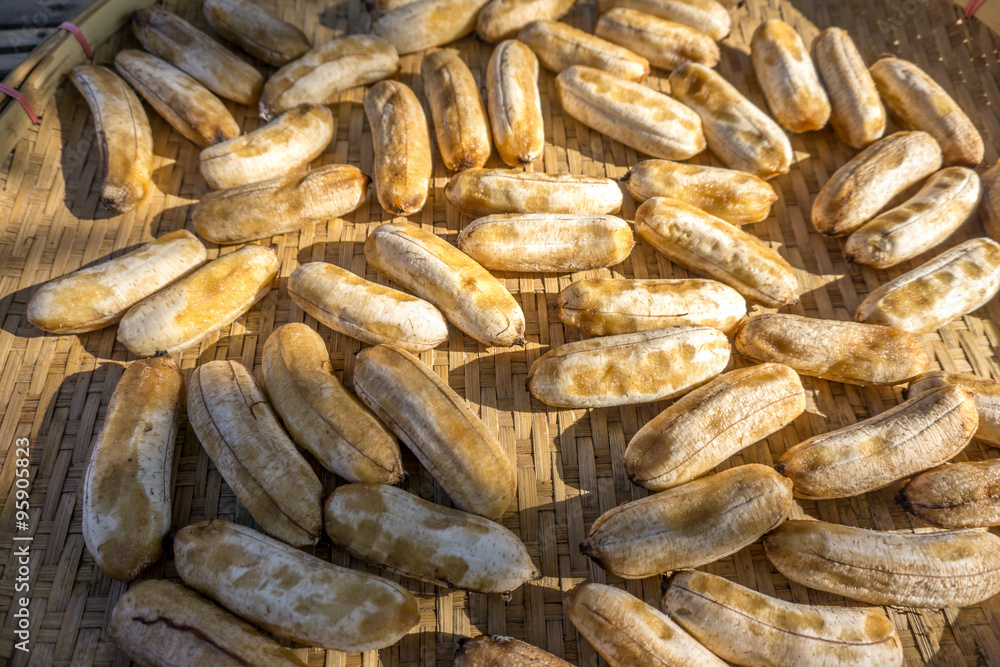 Sun dried banana