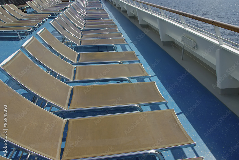 Fototapeta premium Cruisehip deck chairs
