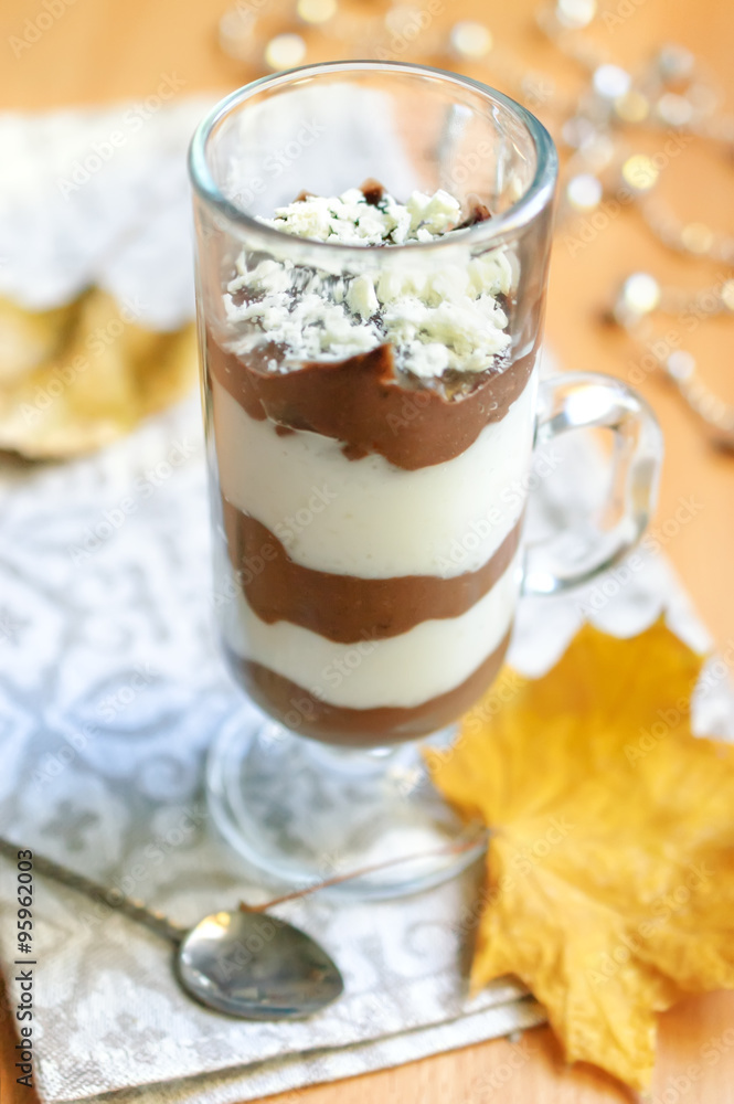 Chocolate pudding pudding with white and dark chocolate. Chocolate pudding pudding with white and dark chocolate.