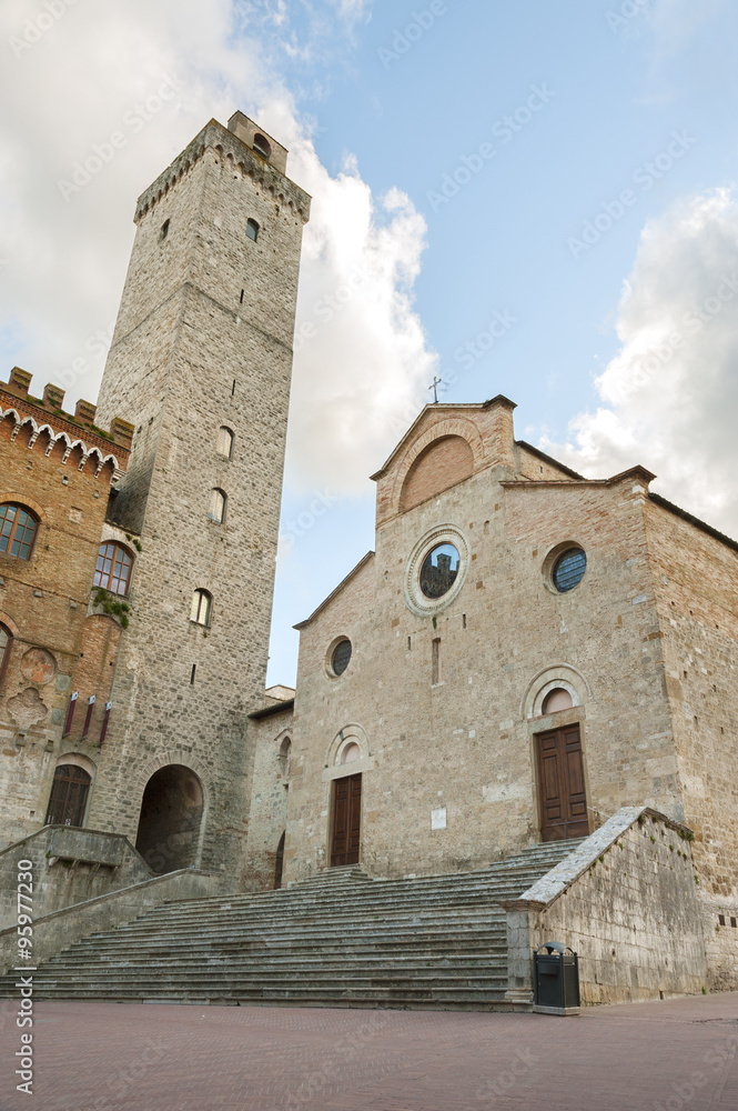 Piazza del Duomo in San Gimignano,Tuscany,Italy Piazza del Duomo in San Gimignano,Tuscany,Italy