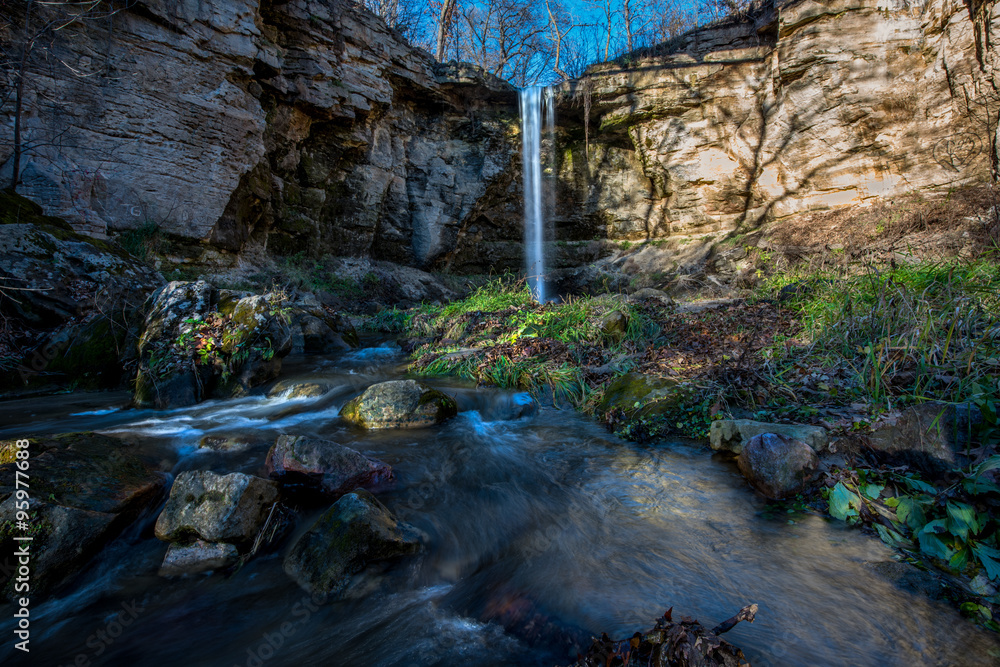 Fototapeta premium Minnemishinona Falls (Explored)
