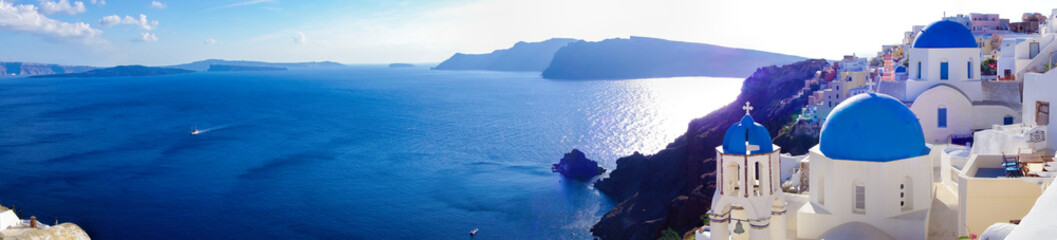 Wandcirkels Santorini Wit dorpje Oia aan de caldera  © Tomas Marek