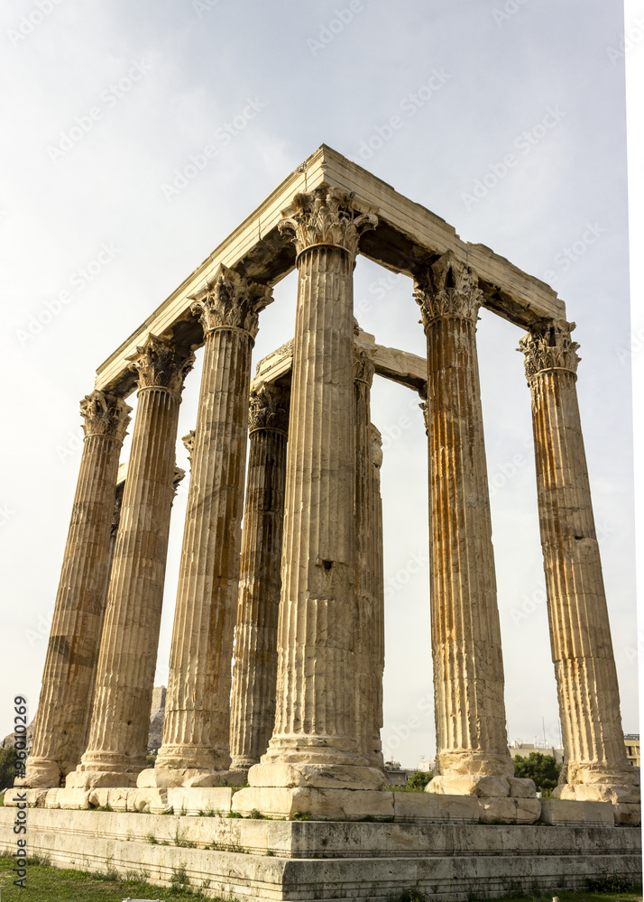 Full size Temple of Olympian Zeus