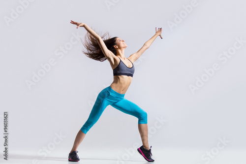 Fitness girl dancing © fizkes