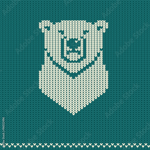 Knitted pattern with polar bear