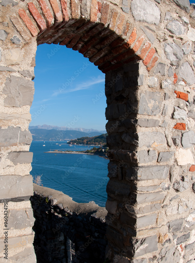 Portovenere- vista dalla chiesa di S. Pietro