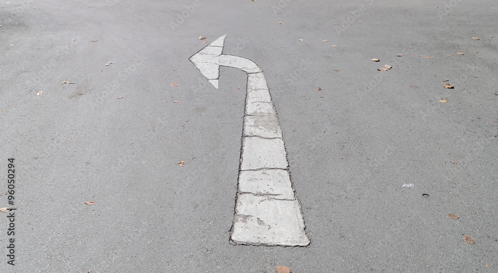 Fototapeta premium arrows to turn left on the road.