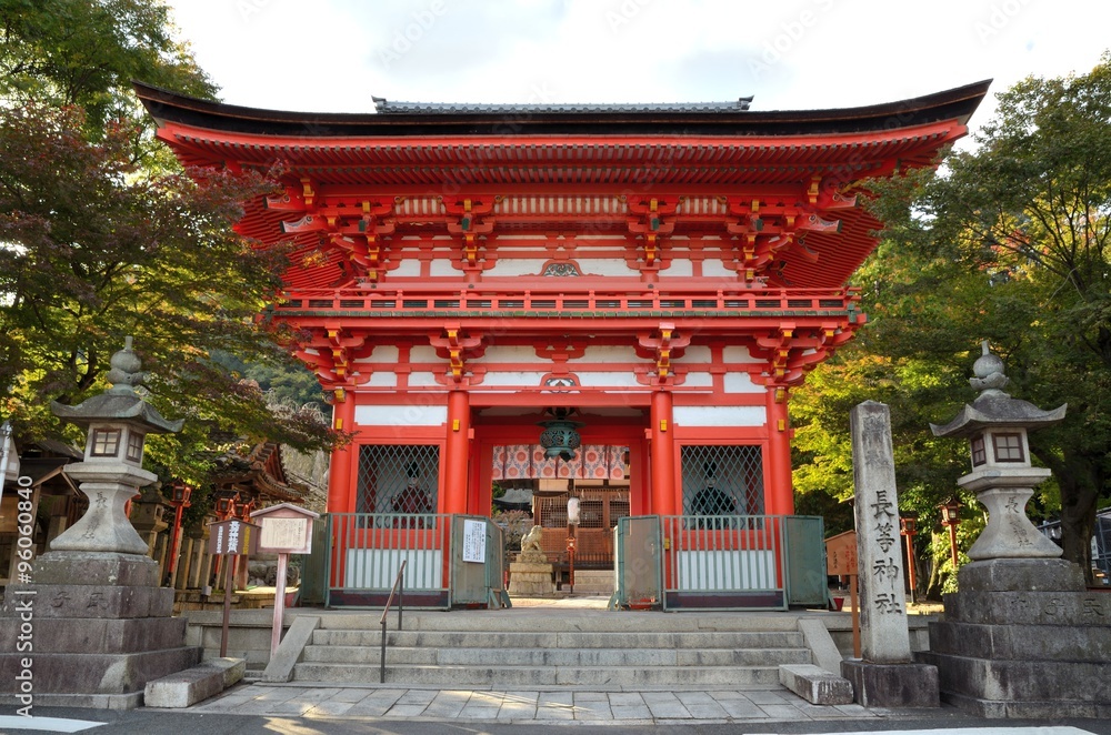 滋賀県　長等神社