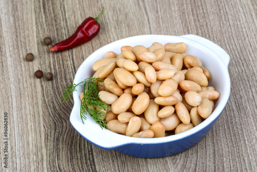 Canned white beans Canned white beans