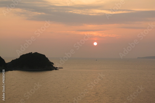 今日の日は　さようなら