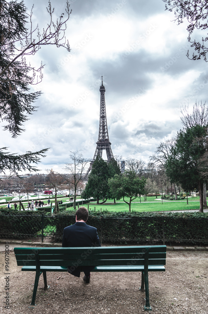  Eiffel tower from Trocadero with lonesome Man