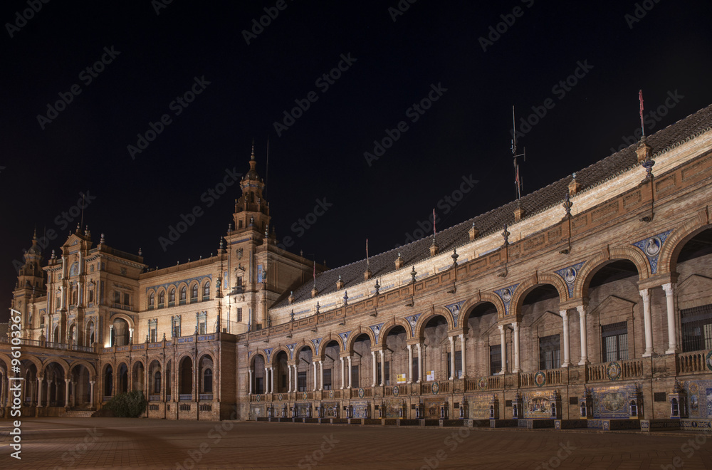Obraz premium Hermosa y monumental plaza de España de Sevilla, Andalucía