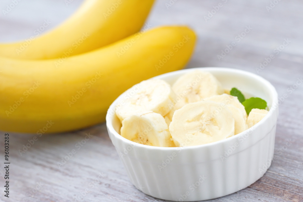 Fresh bananas Fresh bananas