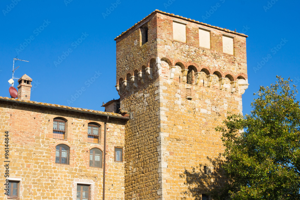 Torre del Castello di Spedaletto