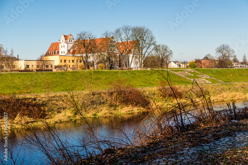 Muldendamm mit Schloss Osterstein