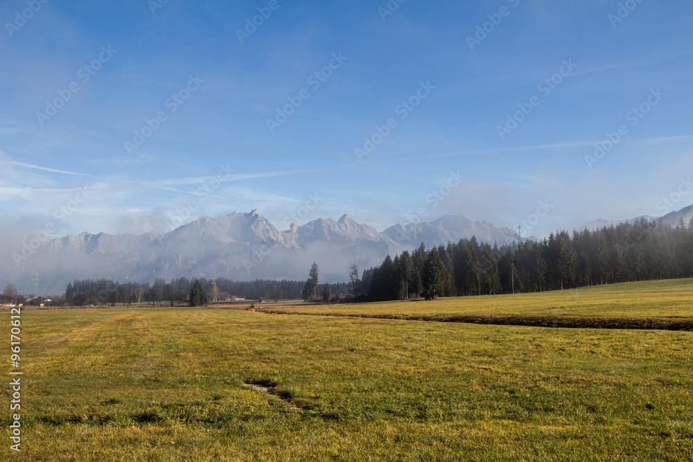 Obraz premium Wiese im Herbst, Steinernes Meer