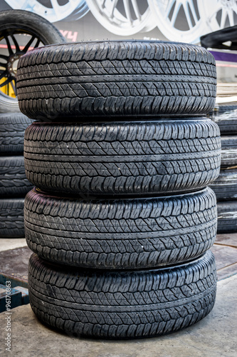 Old tires that have been used for a long time.