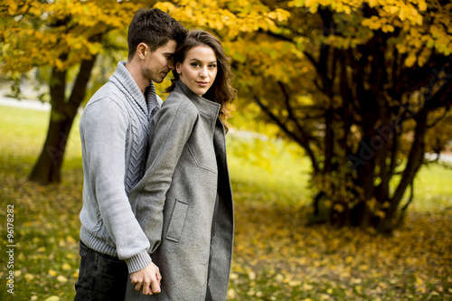 Young couple in the autumn ...