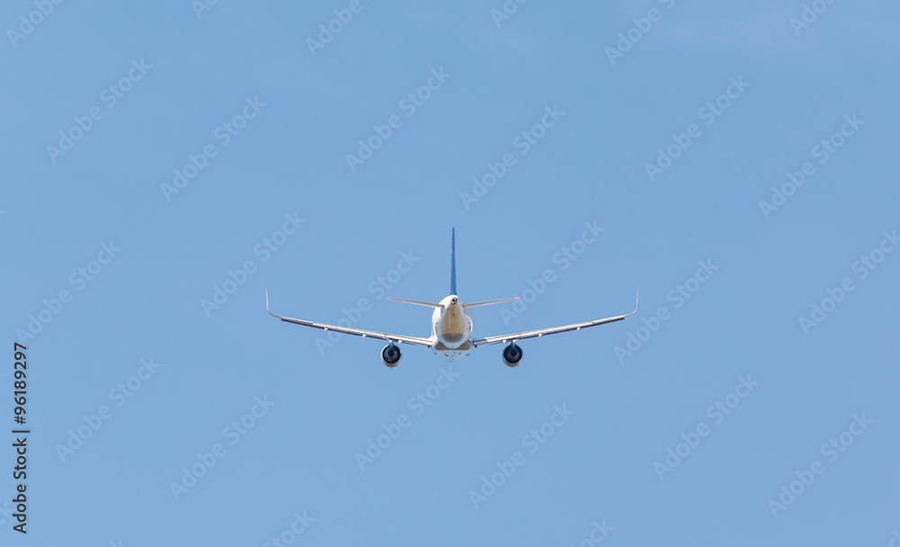 Obraz premium white plane takes off