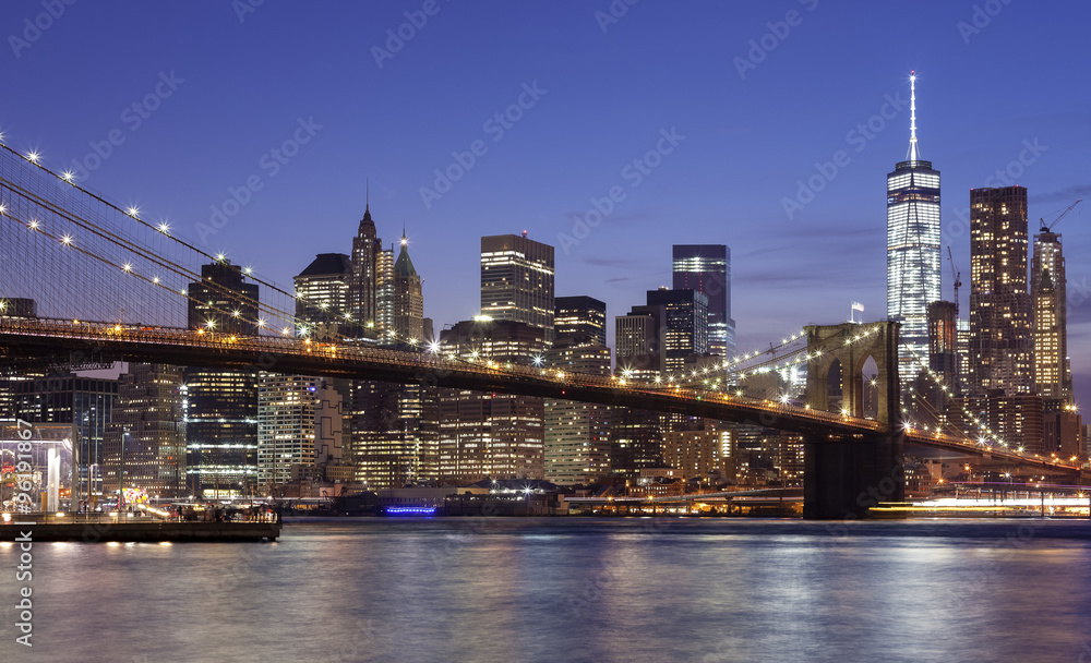 Fototapeta Manhattan nabrzeże przy nocą, Miasto Nowy Jork, usa