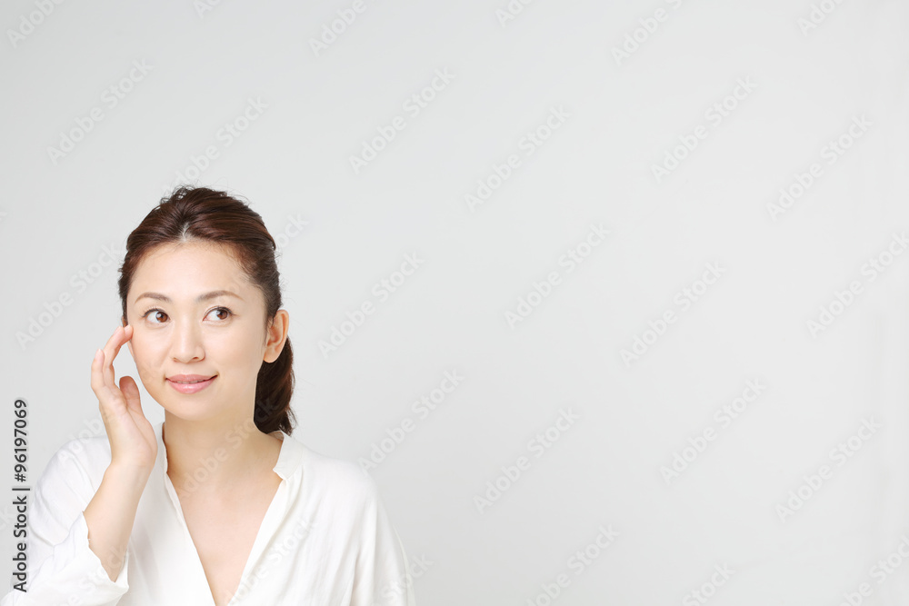 スキンケア・女性 スキンケア・女性