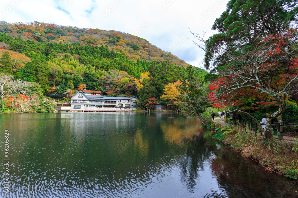 Fototapeta premium Lake Kinrinko in Yufuin, Kyushu, Japan