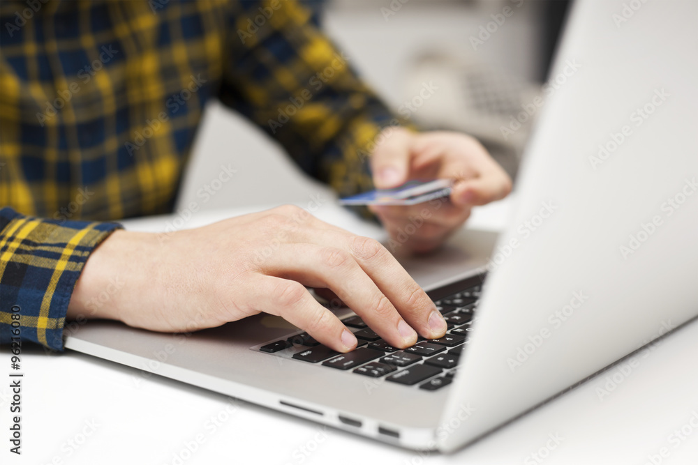 Laptop Laptop