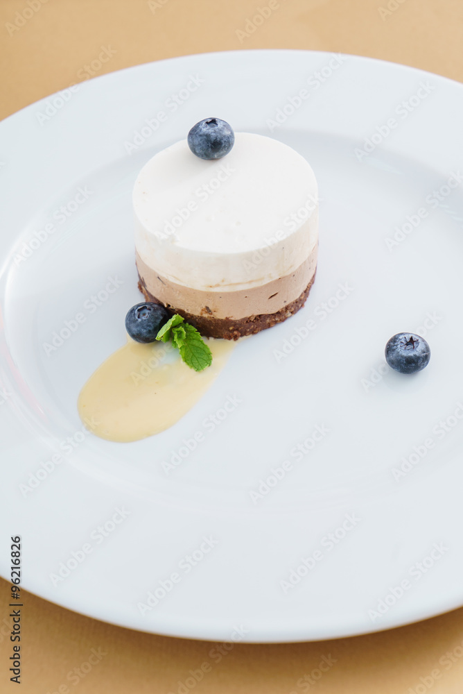 cheesecake with blueberries cheesecake with blueberries