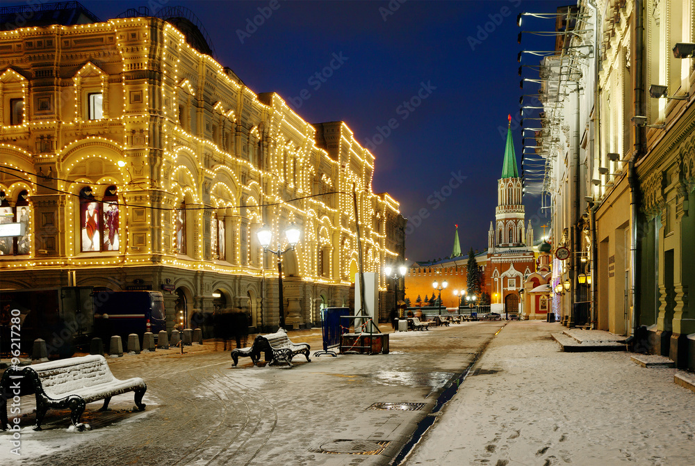 Москва зимним вечером