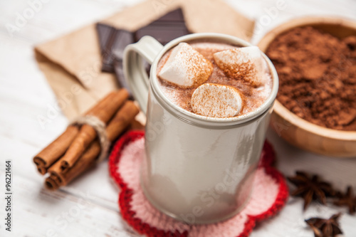 Fototapeta Naklejka Na Ścianę i Meble -  Cocoa drink with marshmallows