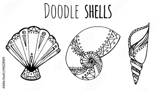 Set of black and white Doodle illustration of seashell 