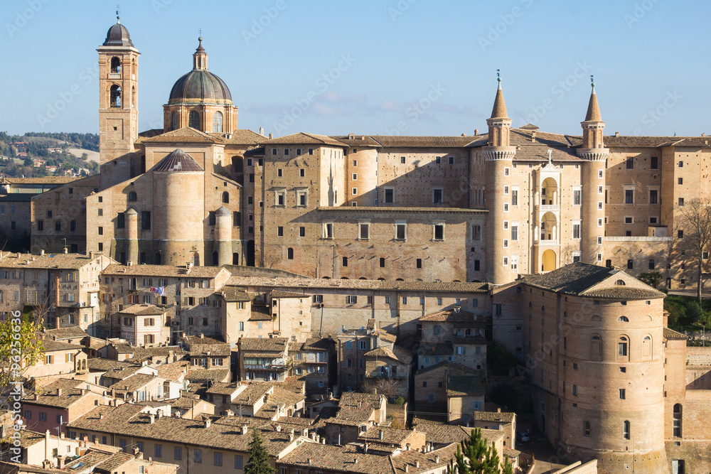 Veduta panoramica della città di Urbino