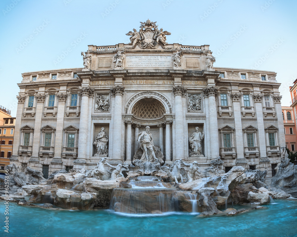 Fountain di Trevi in Rome 