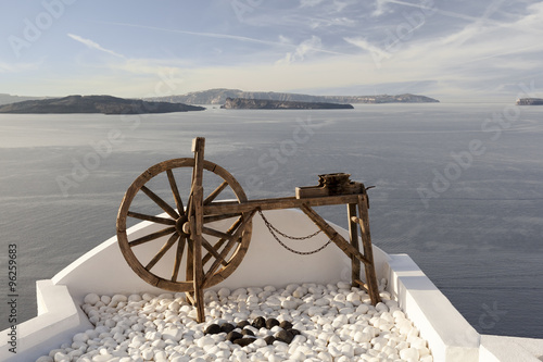 Spinning wheel in Oia