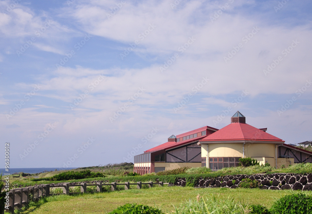 海辺の建物