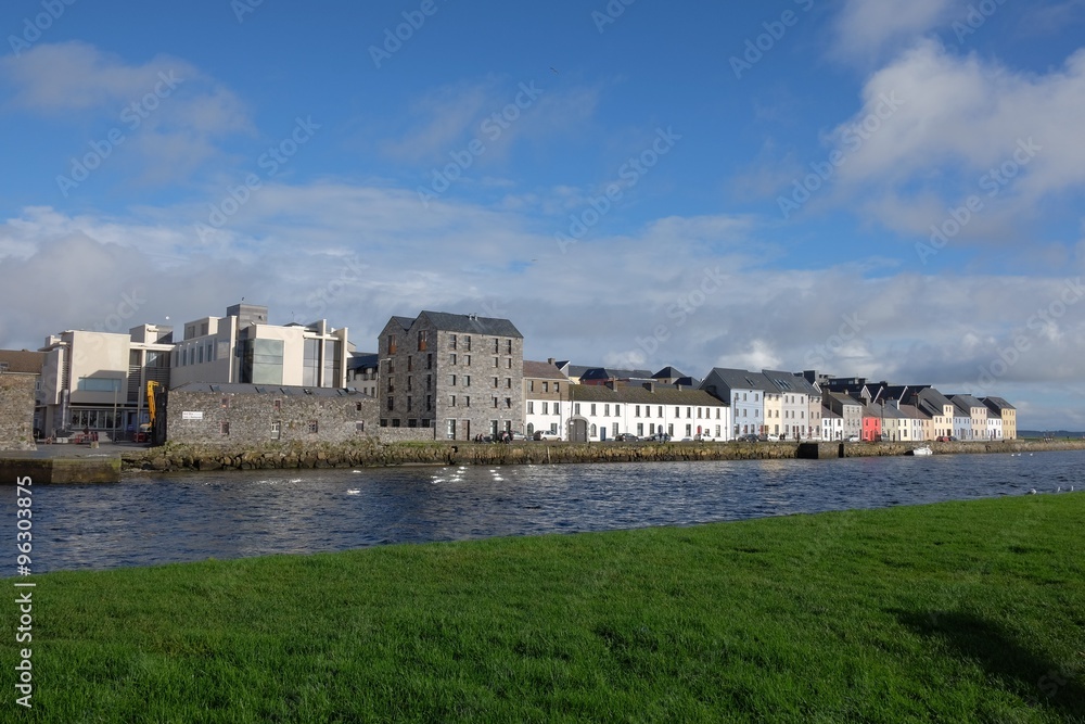 Naklejka premium River Corrib in Galway