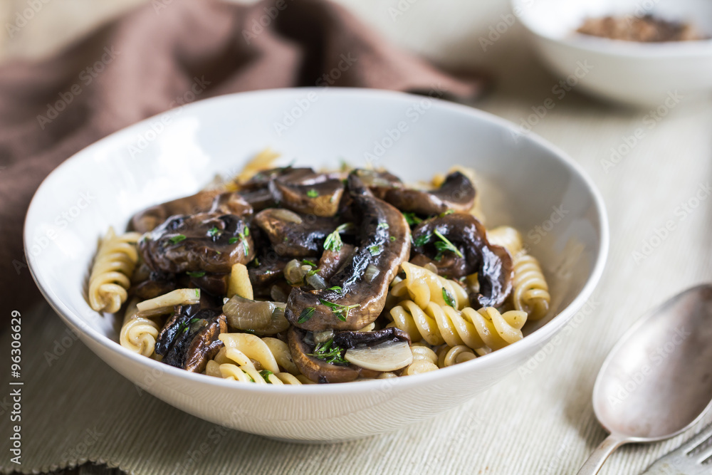 Pasta with mushroom and herb sauce Pasta with mushroom and herb sauce