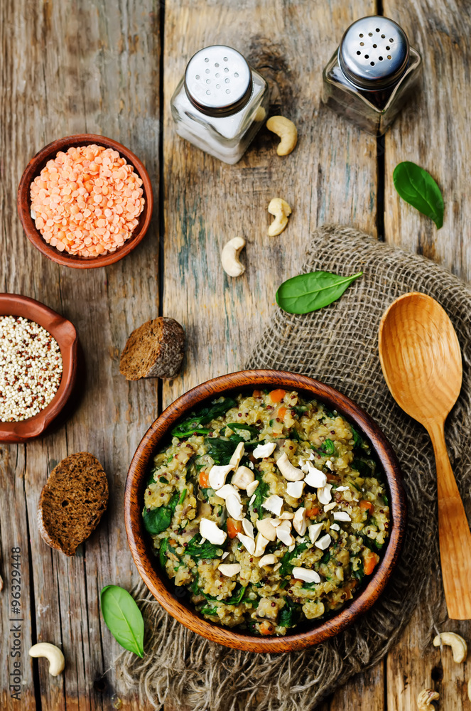 lentils mushroom spinach quinoa lentils mushroom spinach quinoa