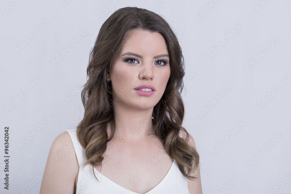 Gorgeous brunette Gorgeous brunette
