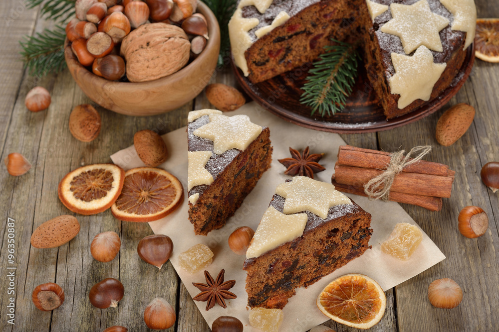 Fototapeta premium Traditional Christmas cake