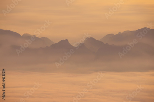 Mountain view on Doi Luang Chiang Dao © newroadboy