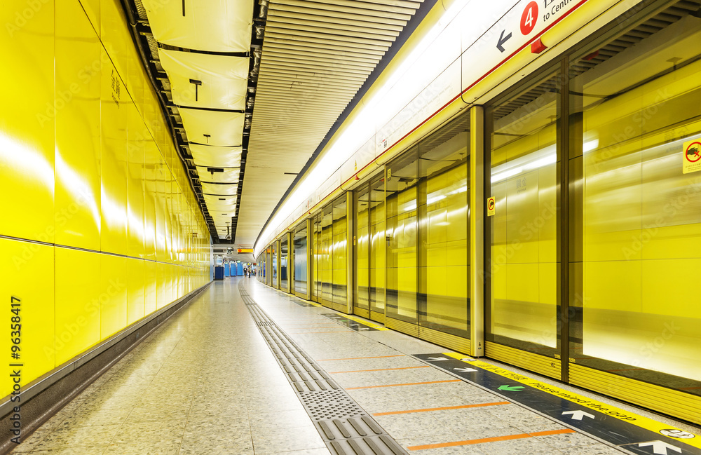 Obraz premium subway tunnels
