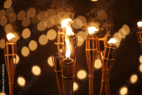 Fotografie torches at night