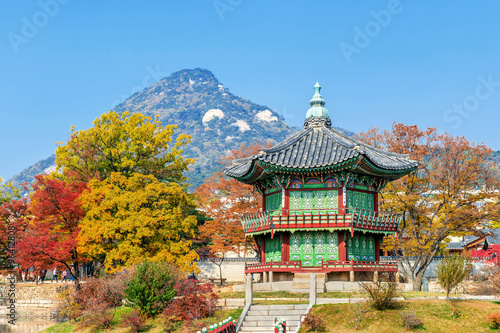 Gyeongbokgung Palace in autumn,South Korea. © tawatchai1990