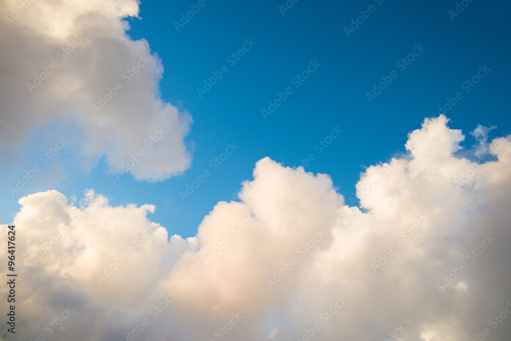 Obraz premium clouds and blue skies