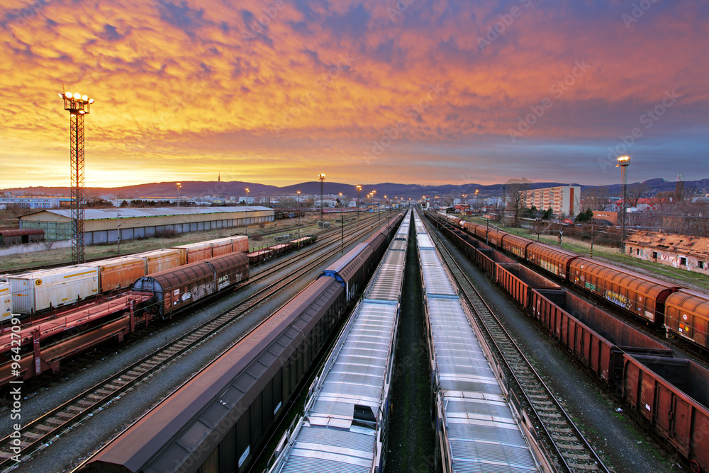 Naklejka premium Transport kolejowy - przemysł kolejowy Cargo