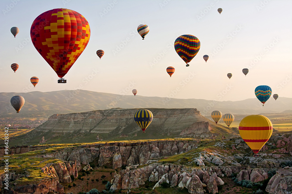 Obraz premium The great tourist attraction of Cappadocia - balloon flight. Turkey